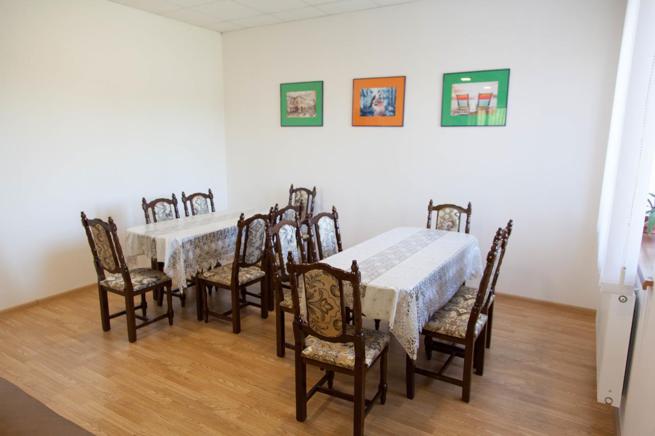 Alekselena Hotel Malekhuv Buitenkant foto