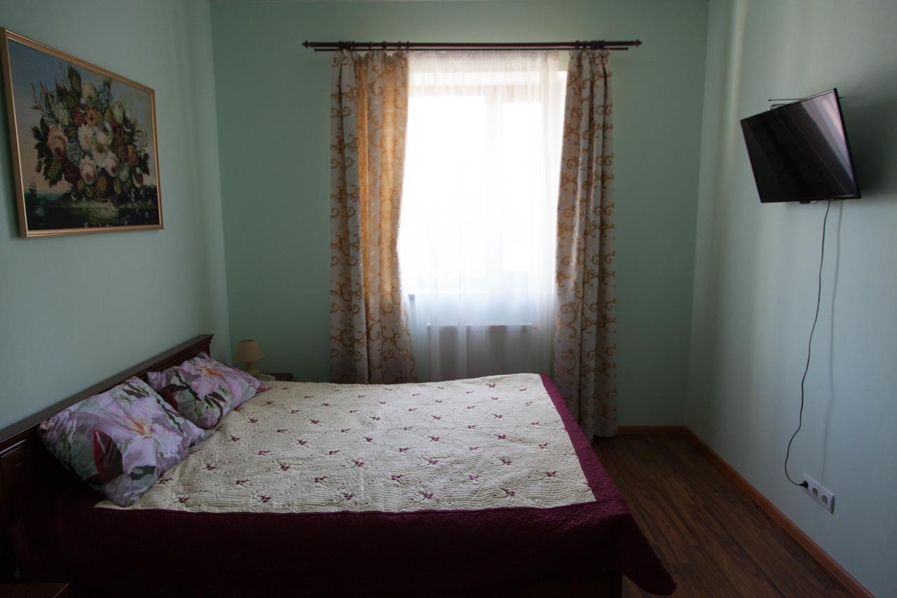 Alekselena Hotel Malekhuv Buitenkant foto
