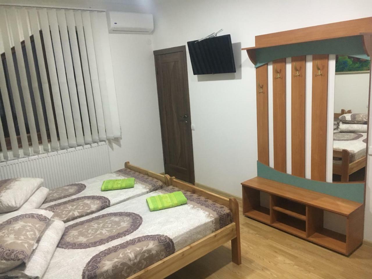 Alekselena Hotel Malekhuv Buitenkant foto