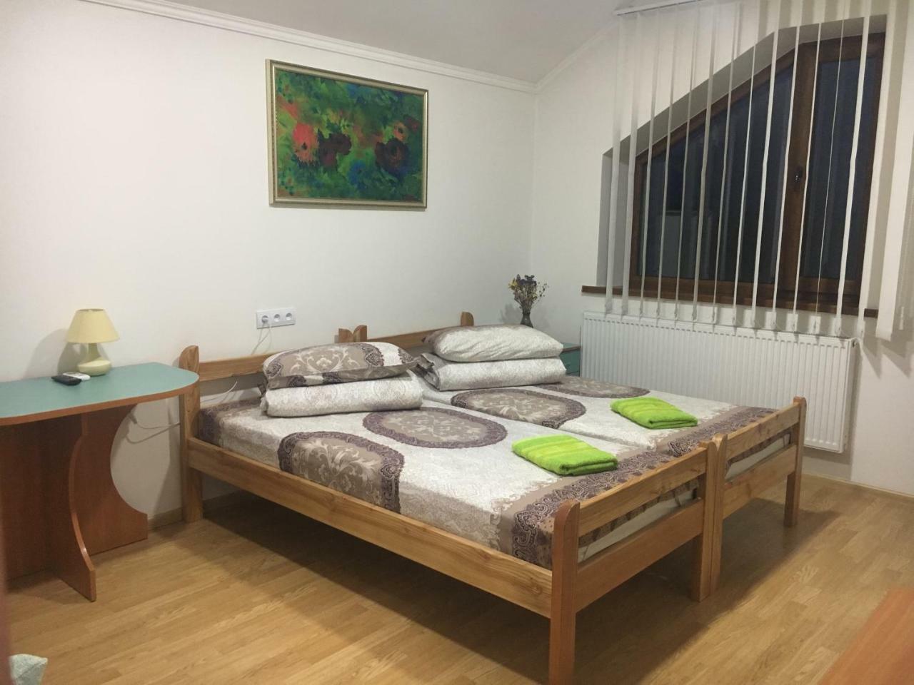 Alekselena Hotel Malekhuv Buitenkant foto